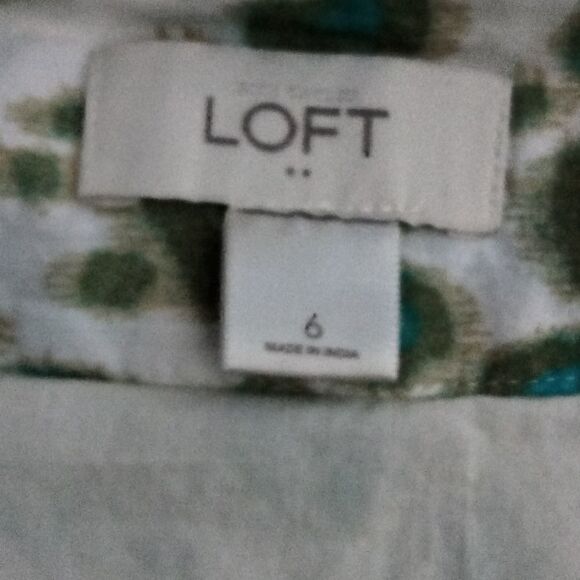 "Loft & Old Navy" woman skirts - Picture 5 of 13